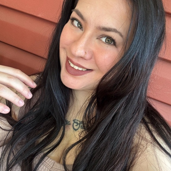 Meet your Posher, Hethy - Picture 1 of 1